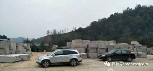 大門被堵,工廠停工,工人跑光,大鋸生銹,停工,復(fù)綠,這也許是今年多數(shù)石材礦山加工廠的真實寫照!